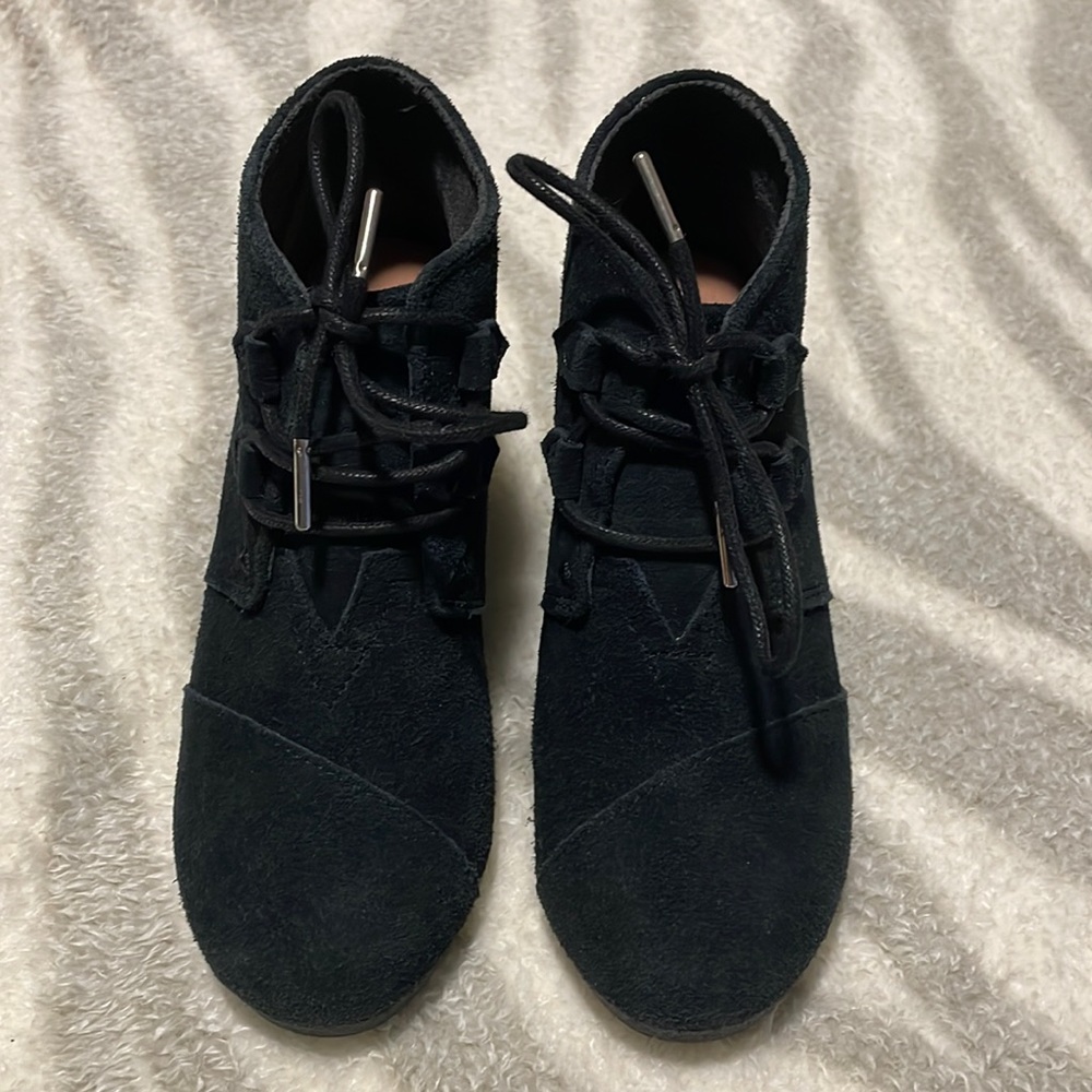 Toms Women’s Kala Booties, Black, size 6.5